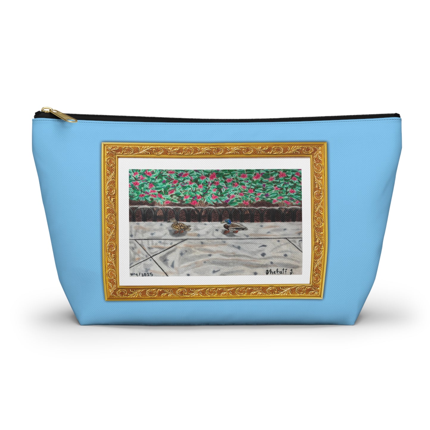 The Sneaky Chase | Accessory Pouch w T-bottom