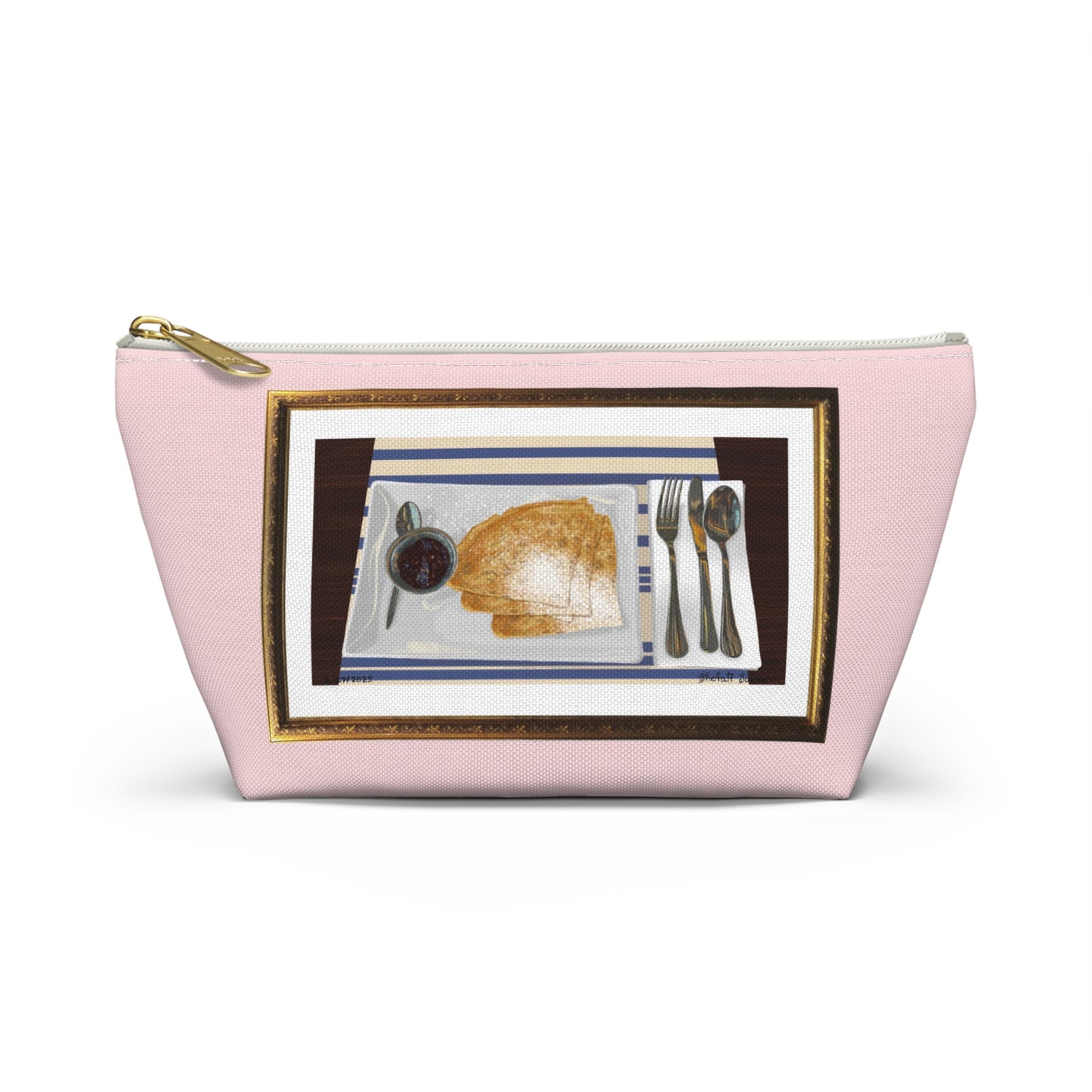 Crepes With Strawberry Bliss | Accessory Pouch w T-bottom